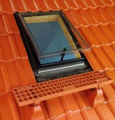 Окно-люк FAKRO WSZ Окно-люк FAKRO WSZ